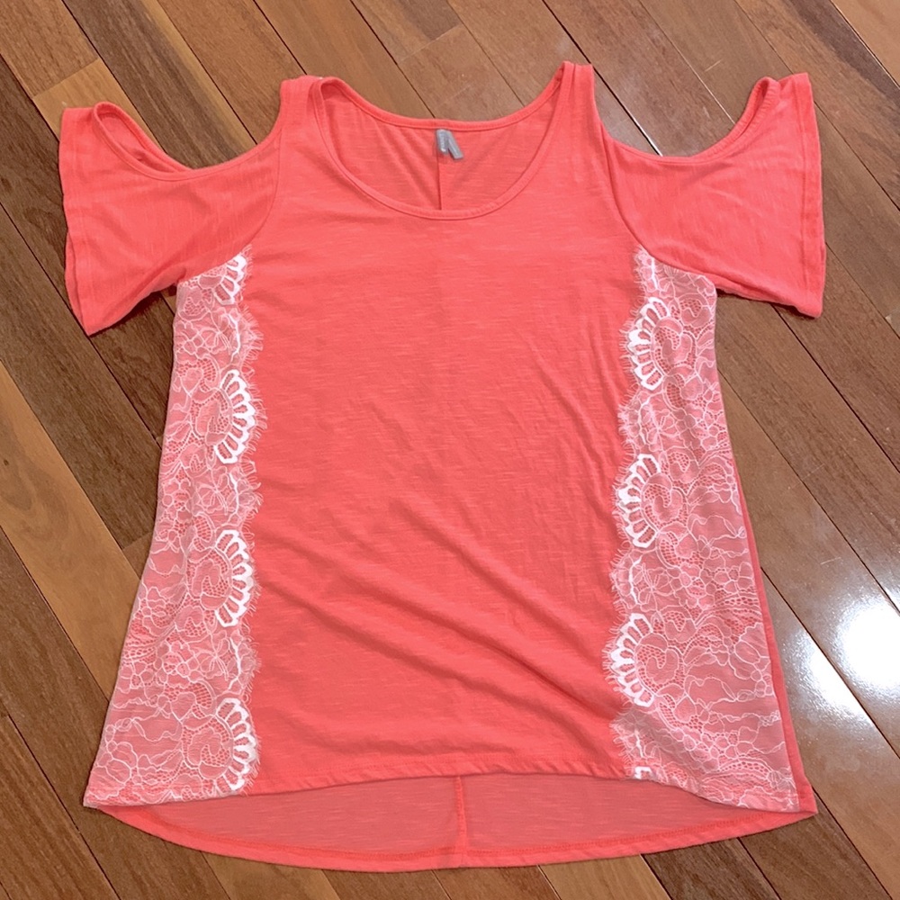 Vanity cold shoulder shirt with lace